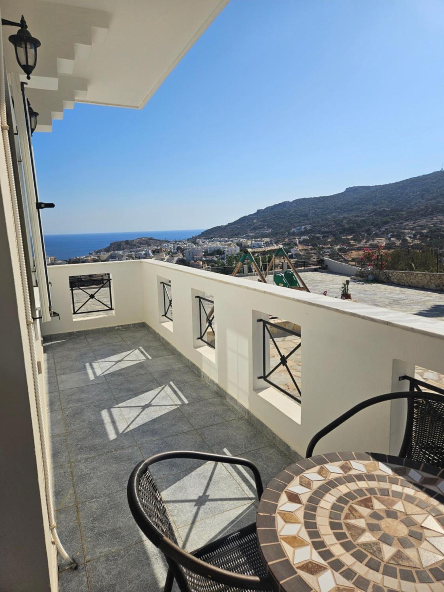 Damatria studio Karpathos Esterno foto